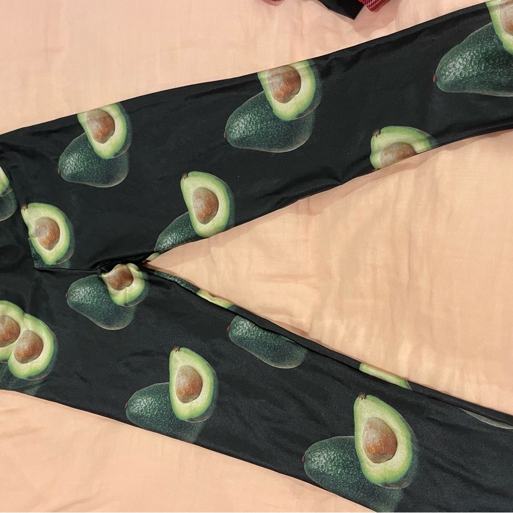 AVOCADO LEGGINGS - Picture 3 of 3